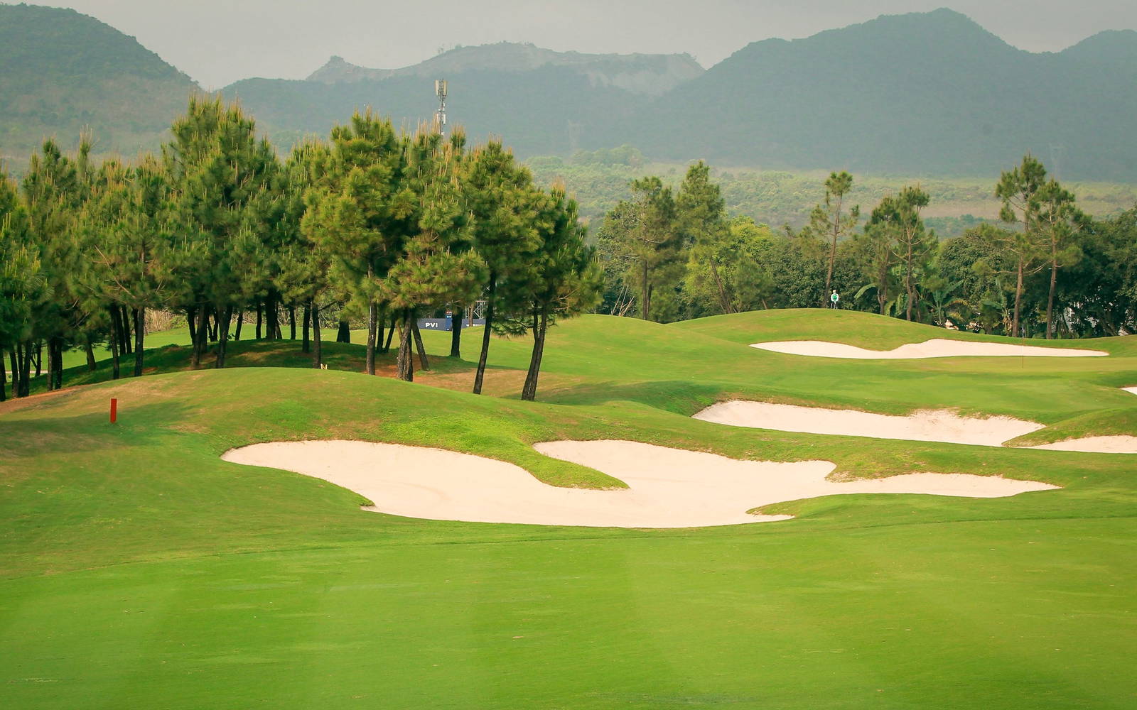 Fairway Bunker, Trang An Golf & Country Club, Hanoi, Vietnam