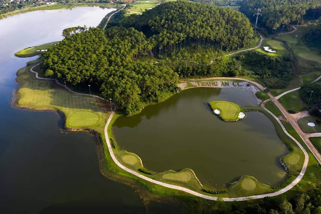 Island Green, Trang An Golf & Country Club, Hanoi, Vietnam