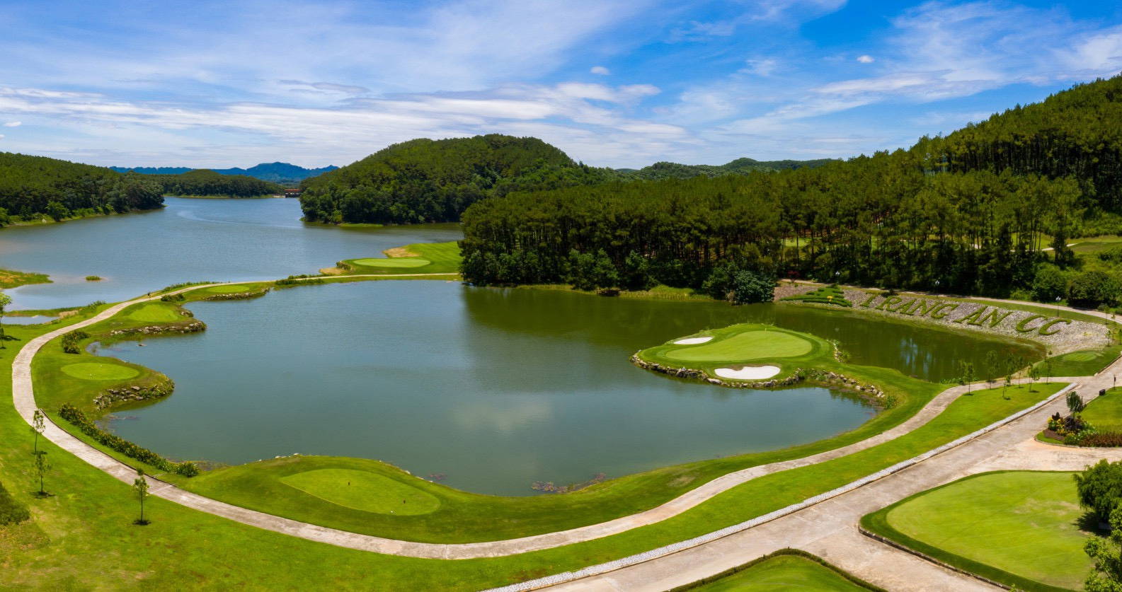 Island Green, Trang An Golf & Country Club, Hanoi, Vietnam