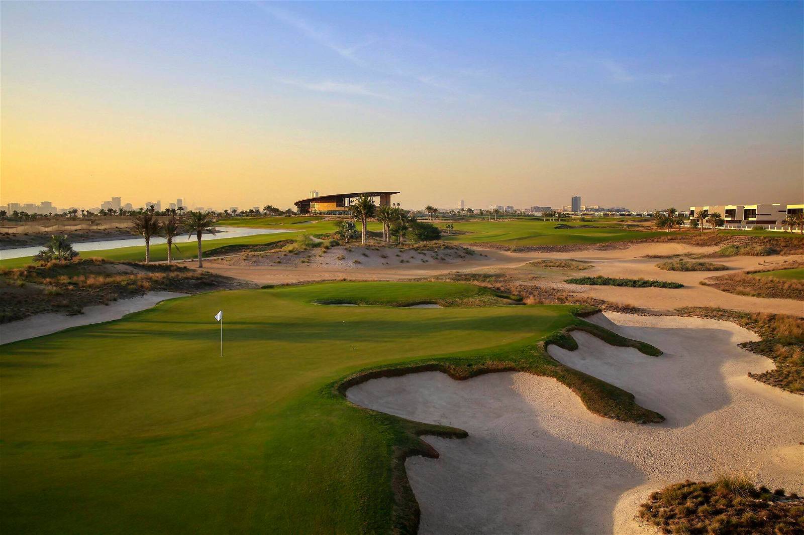 Green, Bunker, Trump International Golf Club, Dubai, United Arab Emirates