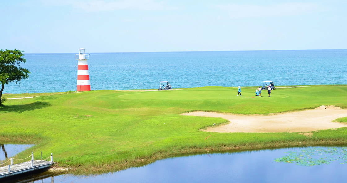 Green, Water Hazard, Bunker, Tublamu Navy Golf Course, Khao Lak, Thailand