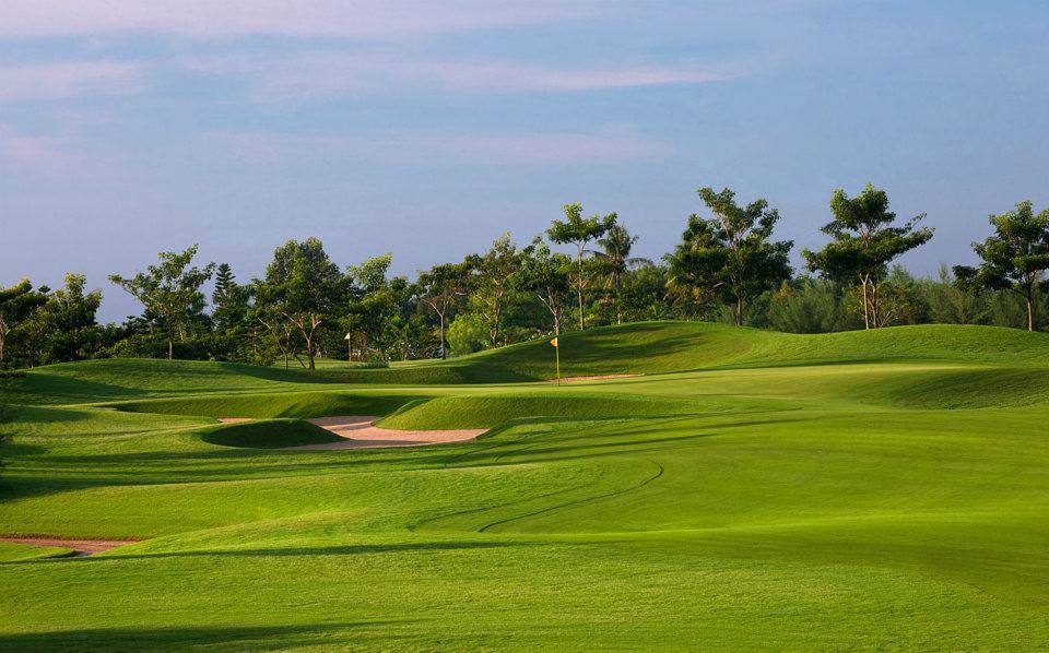 Approach, Twin Doves Golf Club, Ho Chi Minh, Vietnam
