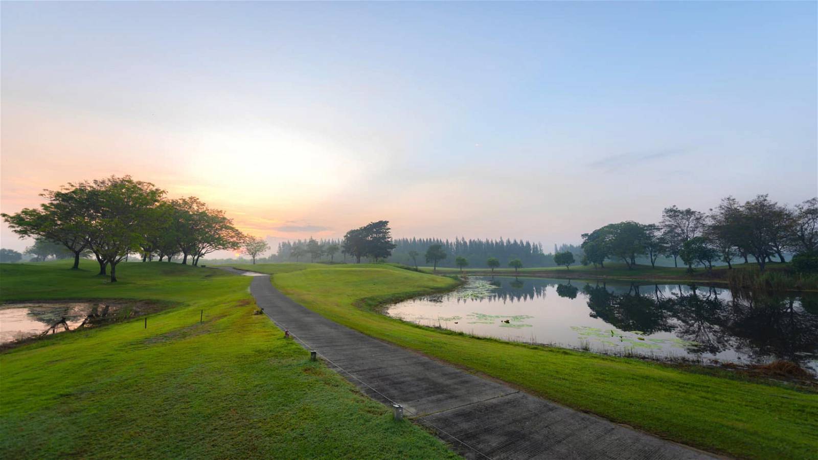 Fairway, Uniland Golf & Country Club, Bangkok, Thailand