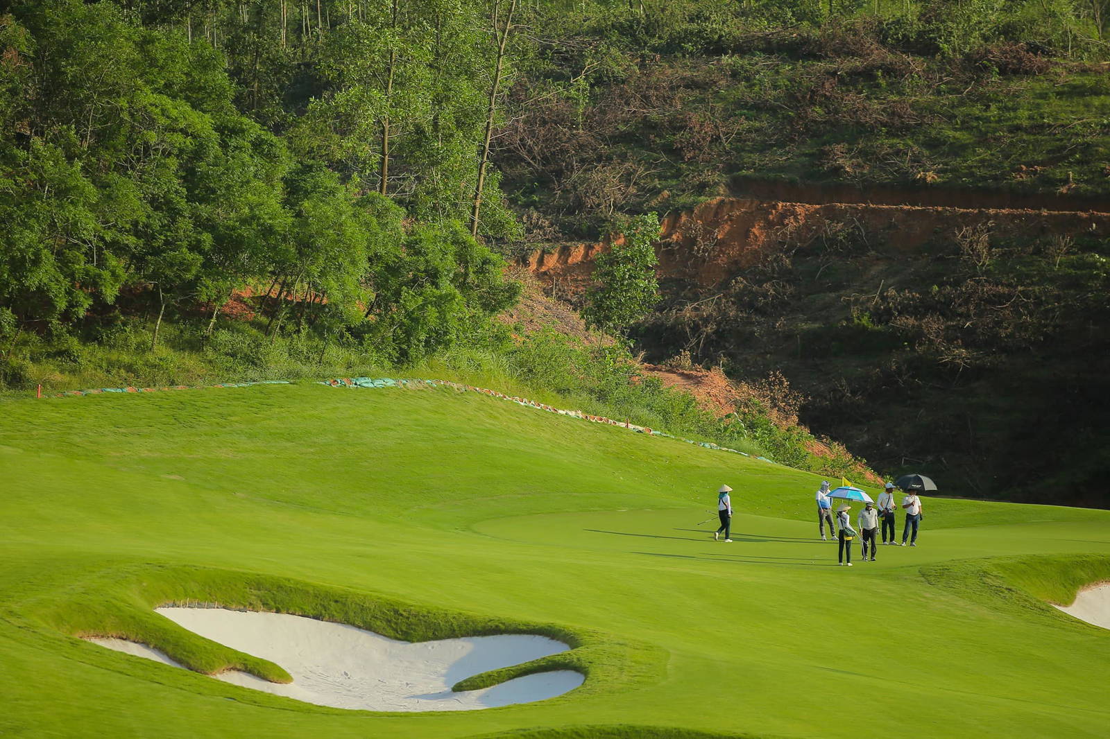Approach, Van Lang Empire Golf Club, Hanoi, Vietnam