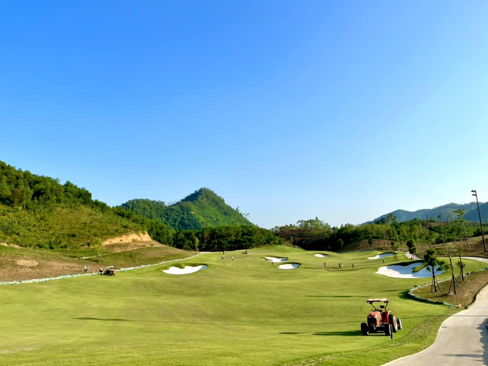 Fairway, Van Lang Empire Golf Club, Hanoi, Vietnam