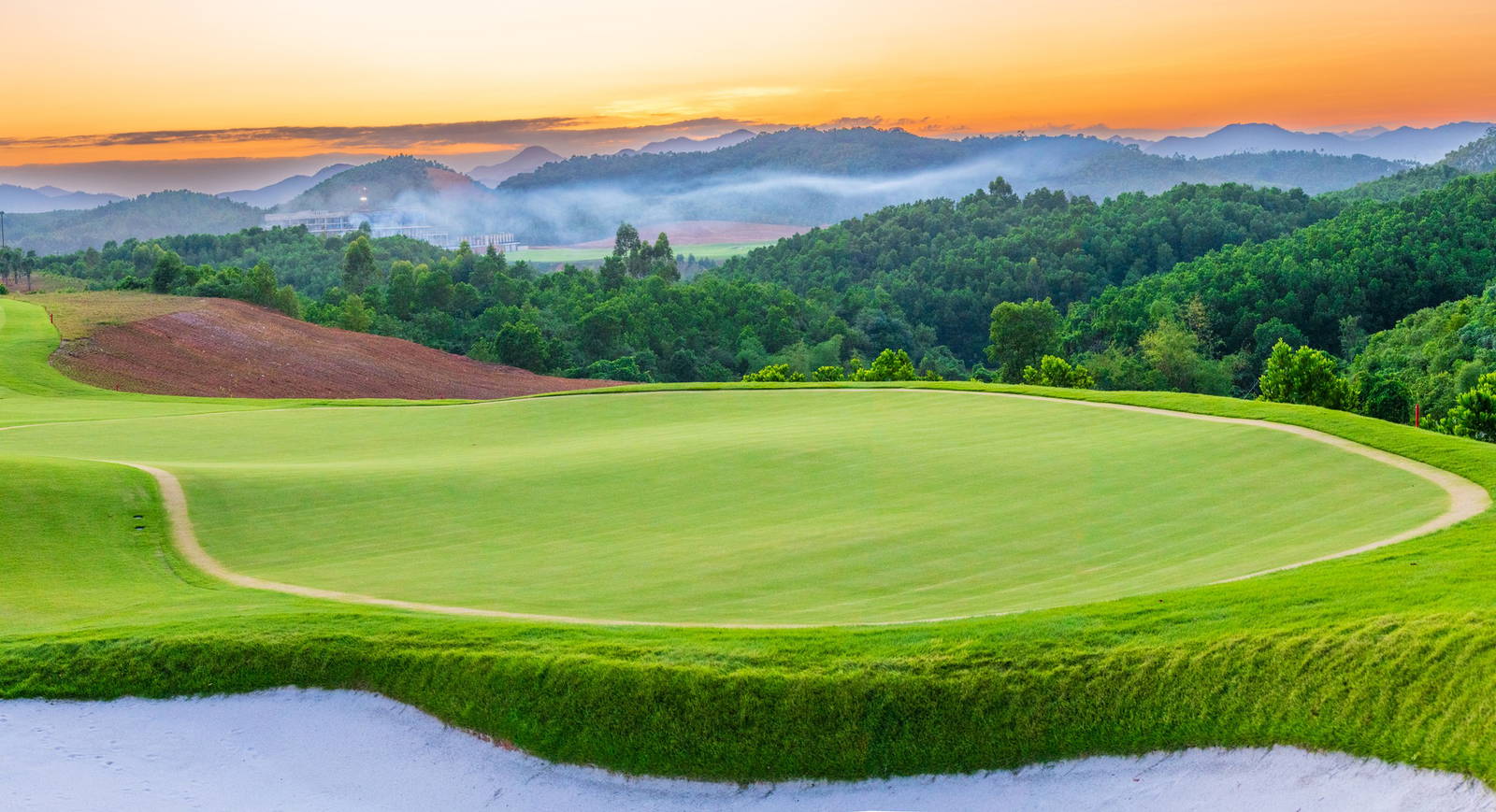 Green, Van Lang Empire Golf Club, Hanoi, Vietnam