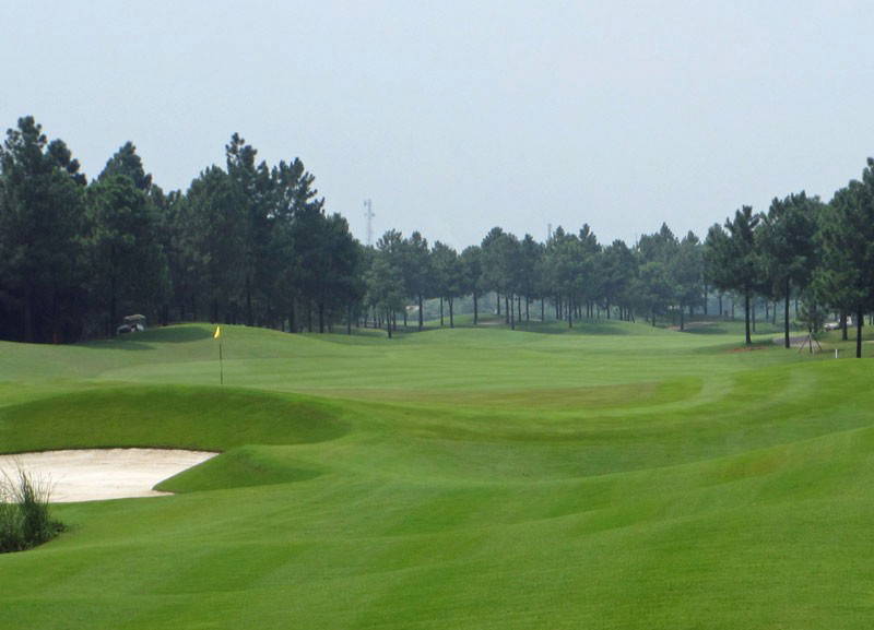 Green, Bunker, Van Tri Golf Club, Hanoi, Vietnam