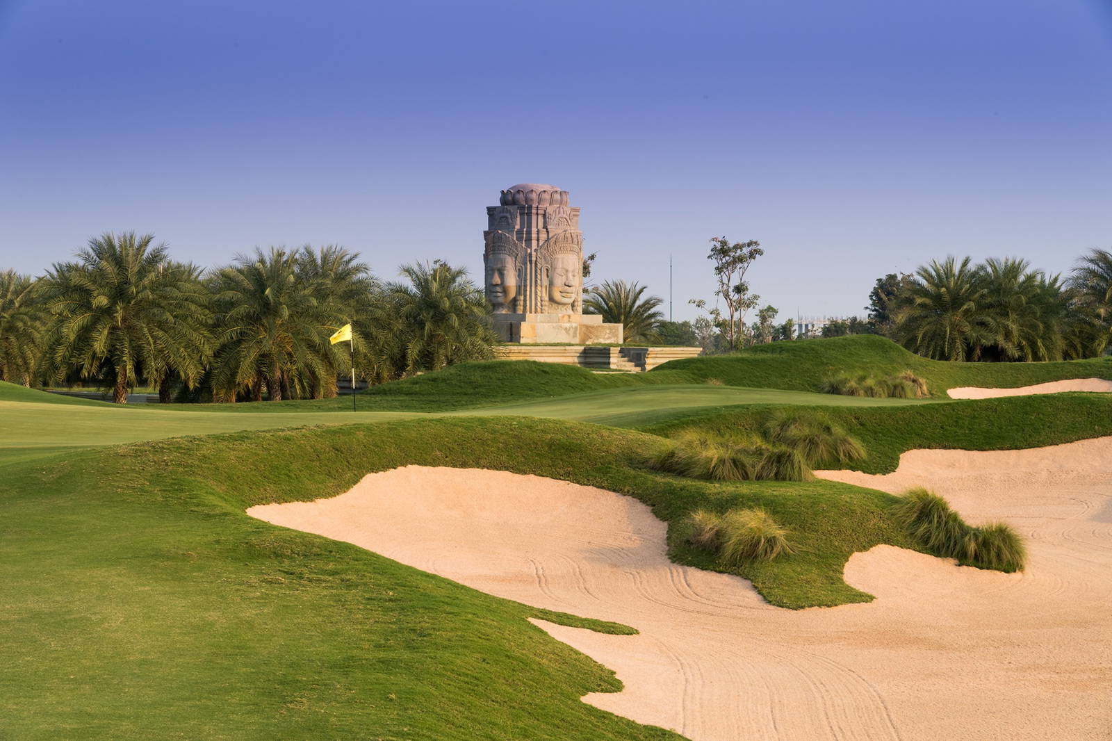 Green, Bunker, Vattanac Golf Resort (East Course), Phnom Penh, Cambodia