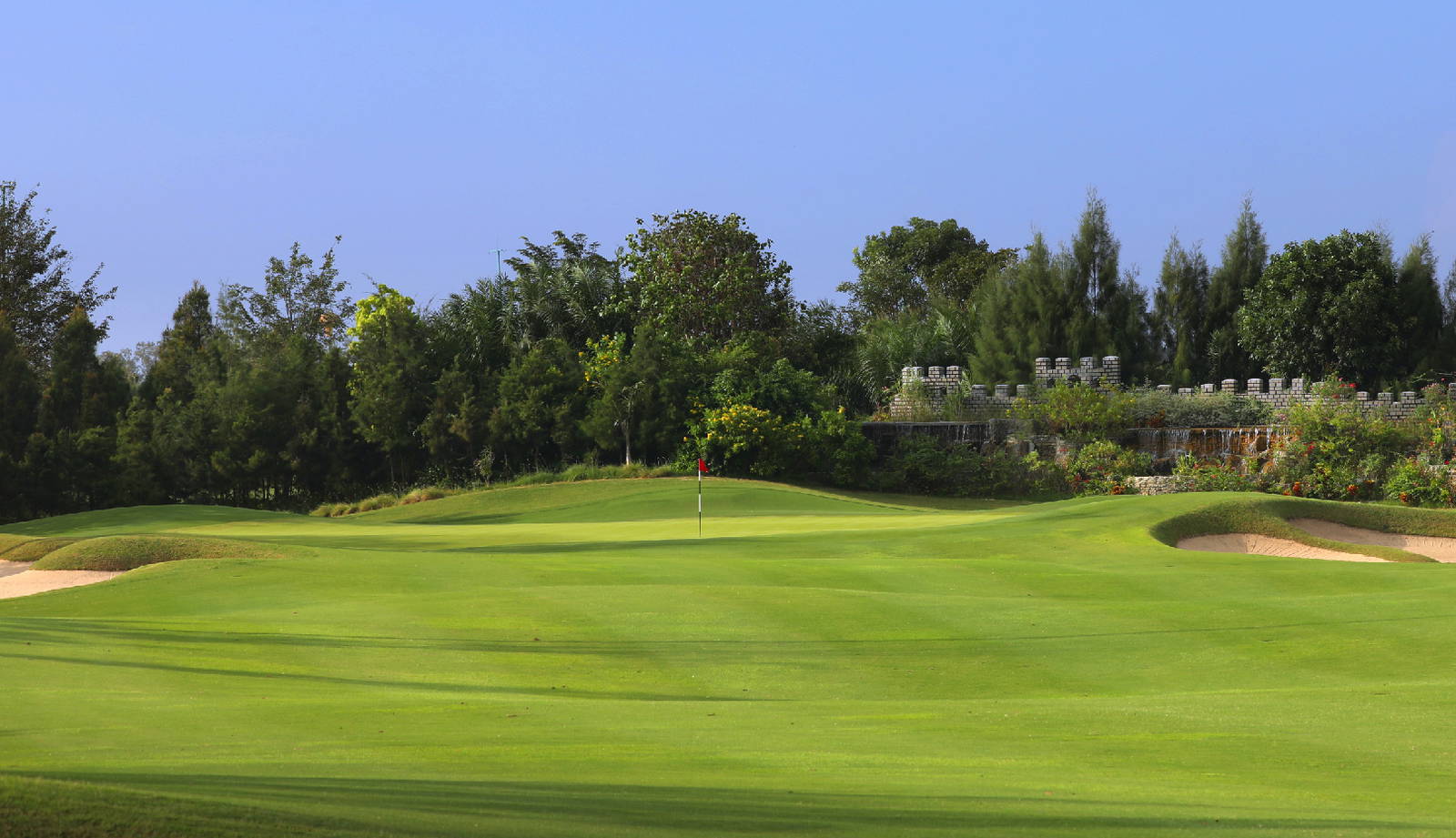 Approach, Vattanac Golf Resort (West Course), Phnom Penh, Cambodia