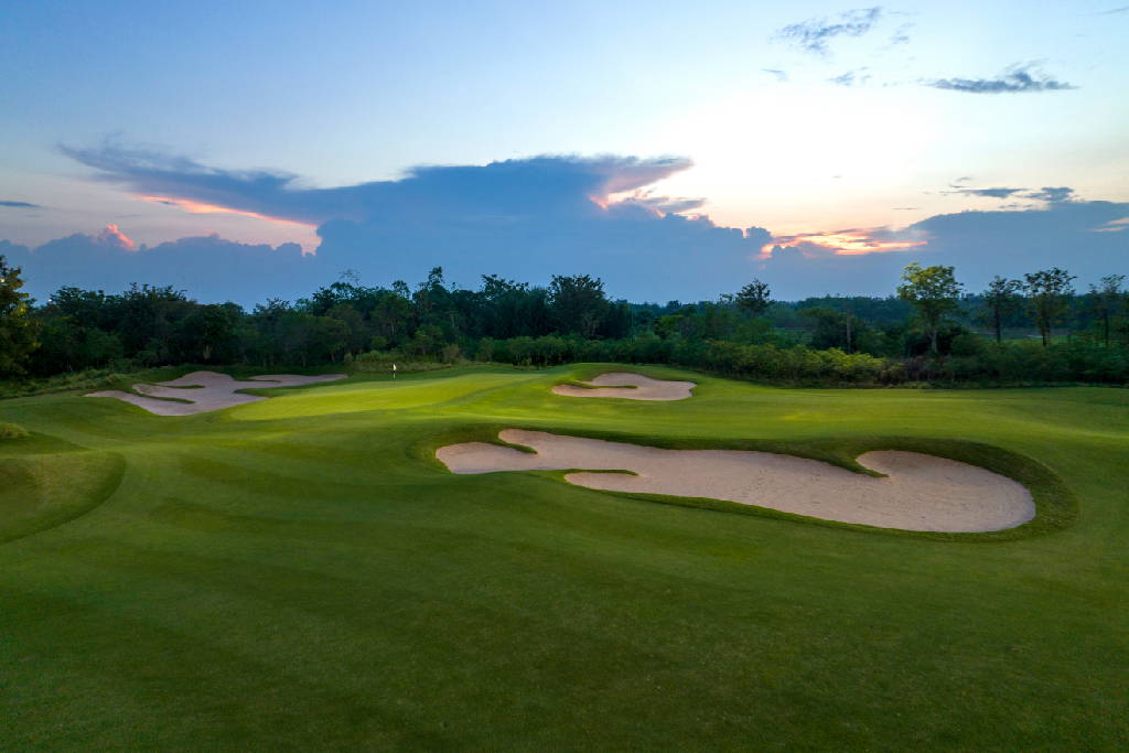 Green, Bunker, Vattanac Golf Resort (West Course), Phnom Penh, Cambodia