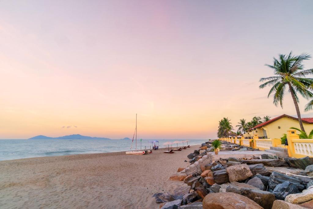 Victoria Hoi An Beach Resort & Spa, Da Nang / Hoi An