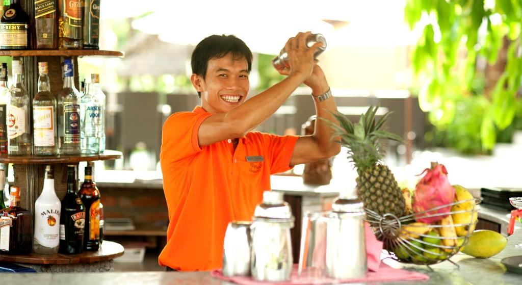 Vinh Hung Riverside Resort, Da Nang / Hoi An