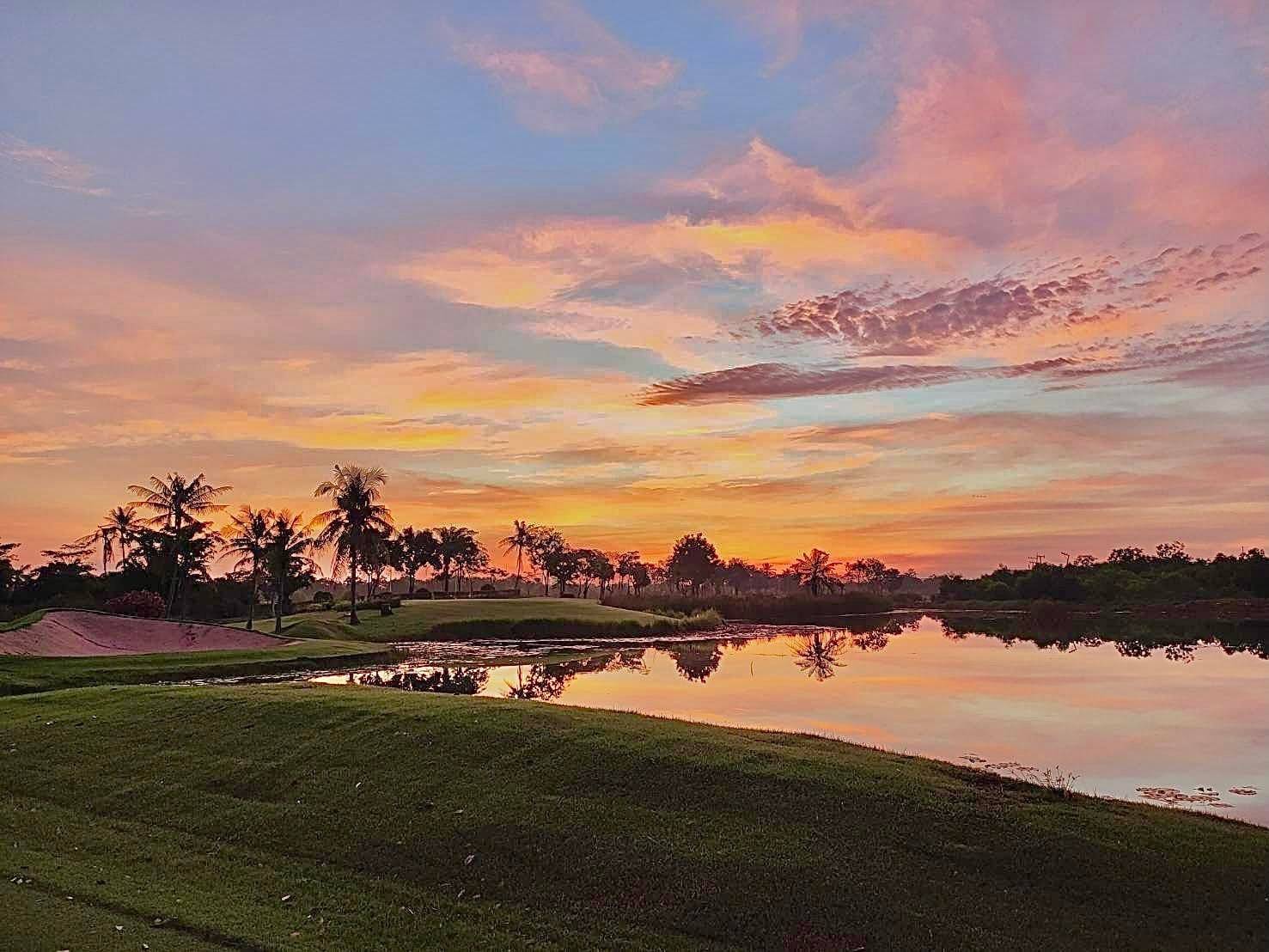 Green, Water Hazard, Wangnoi Prestige Golf & Country Club, Bangkok, Thailand