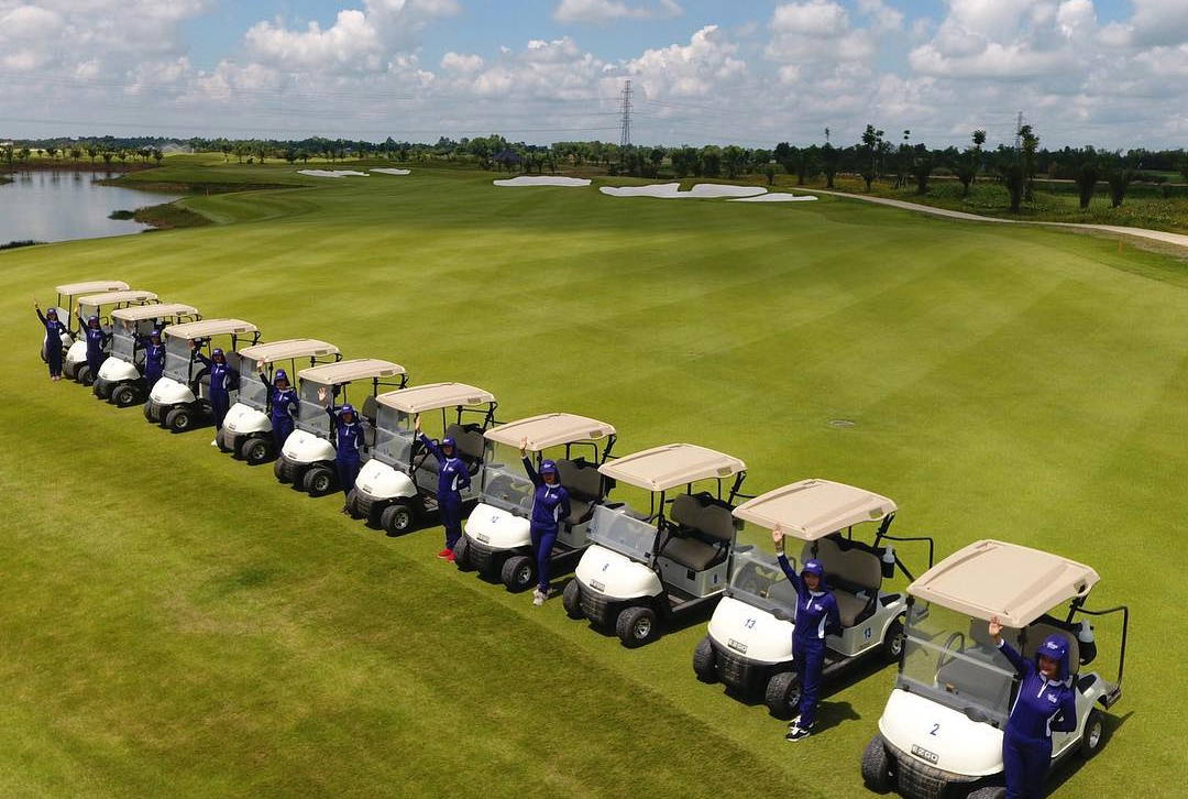 Cart, Fairway, West Lakes Golf & Villas, Ho Chi Minh, Vietnam